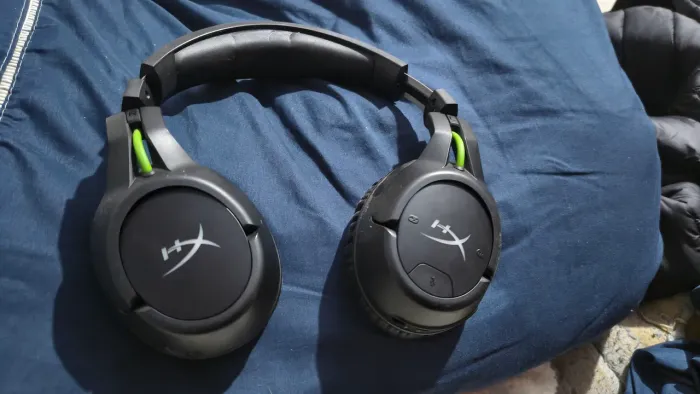 Headset HyperX CloudX Flight sem fio para Xbox One e Xbox Series S/X