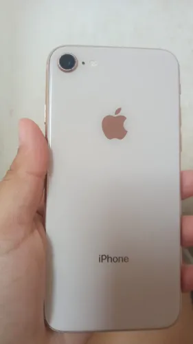 iPhone 8