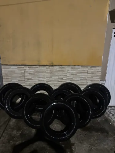 PNEUS ARO 18 meia vida.