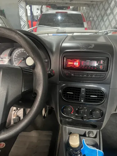 Fiat Siena EL 1.0 MPI Fire Flex 8V 4P 2013