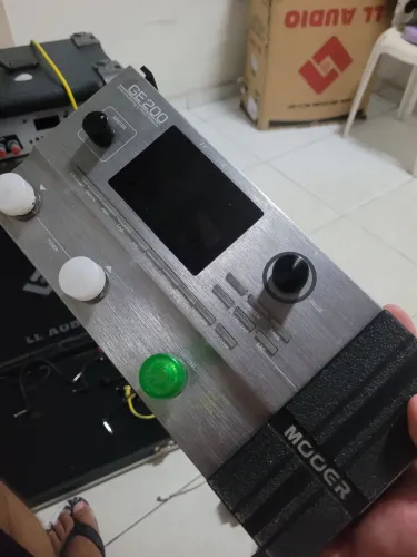 Mooer GE200