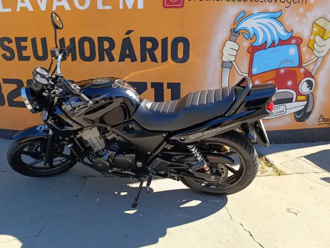 CB 500 ano 2001