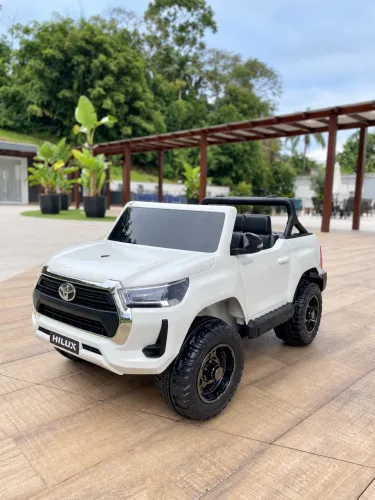 CARRINHO ELÉTRICO INFANTIL HILUX 12V + CONTROLE REMOTO