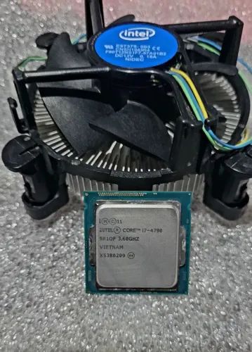 Core i7 4790 + Cooler Box 