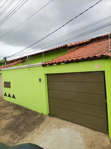 Alugo no Jr. Patricia pequena casa