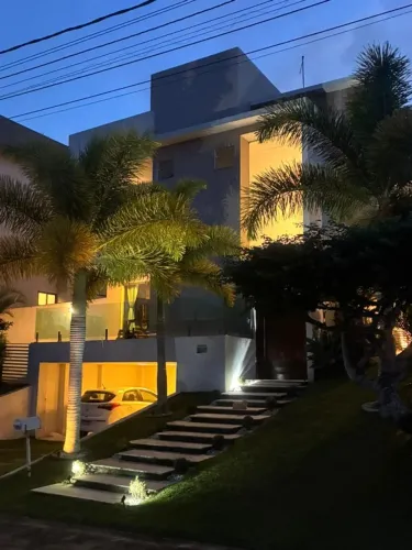 LOCAÇÃO EM ALPHAVILLE LITORAL NORTE - CASA MOBILIADA DE ALTO PADRÃO PARA 