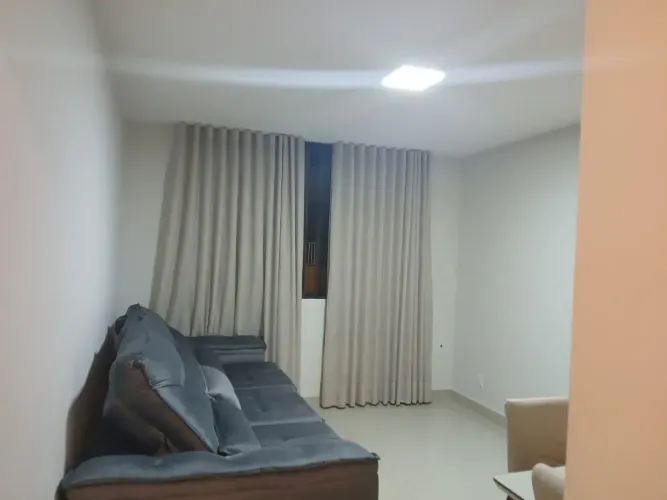 Apartamento à venda na quadra 14 de Sobradinho - REFORMADO!