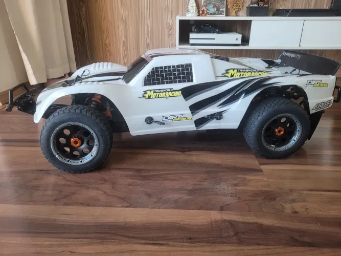 Automodelo 1/5 Baja 5T King Motor 29cc