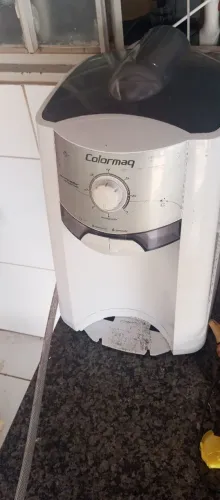 Purificador de água colormaq. 7 temperaturas. 4.5 litros de armazenamento.