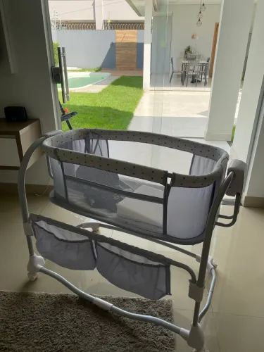 Berço Bluetooth Bebê