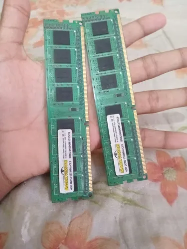 Vendo 2 pentes de memória ram de 4gb 