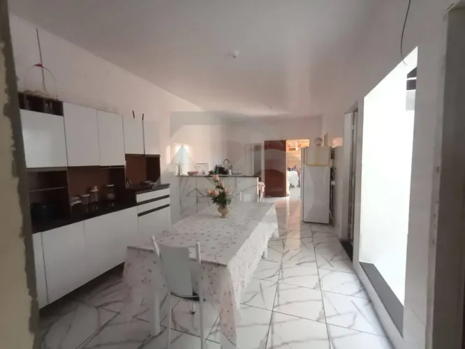 Casa de 126m² no Bairro Soledade com 3 Quartos, Vaga de Garagem e Quintal;