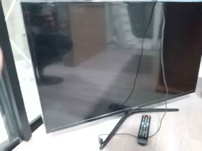 Smart TV Samsung 40'' - Usada