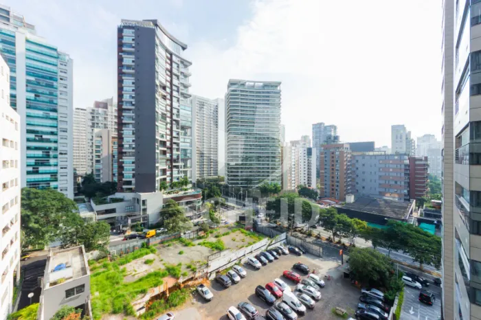 Duplex em Moema | 61m² | 1 Vaga | Em Frente ao Parque das Bicicletas