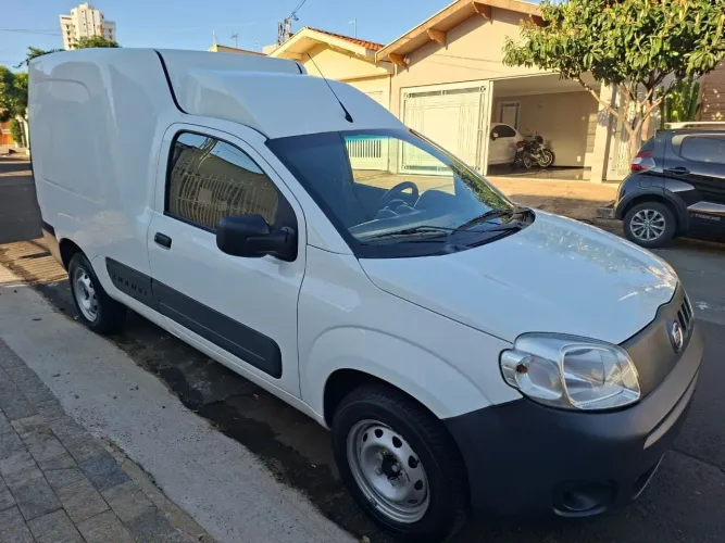 Fiat Fiorino Furgão Work. Hard 1.4 Flex 8V 2P 2020