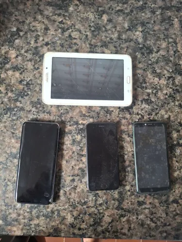 Retirada de peças ( s20,iPhone 8,tablet samsung)