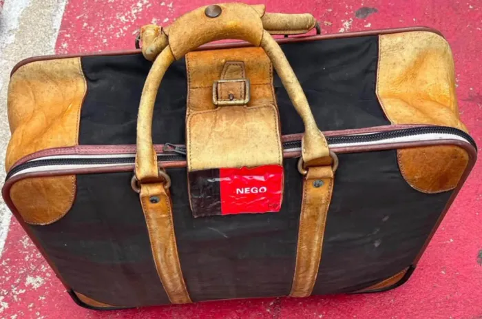 Mala Antiga (Vintage)