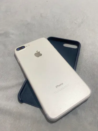 IPHONE 7 PLUS CONSERVADO
