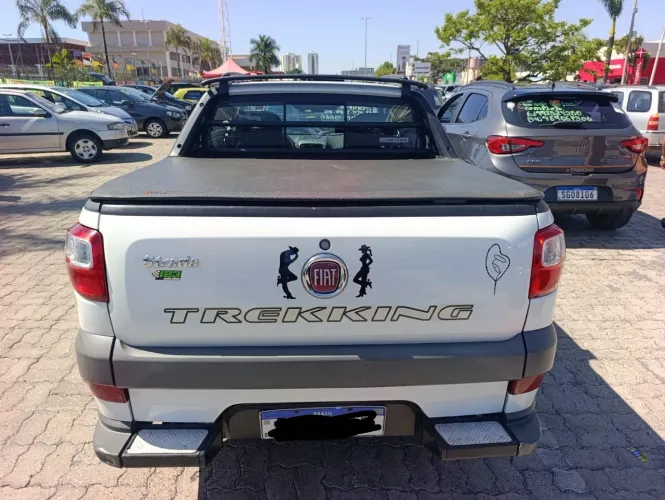 Fiat Strada Trekking 1.6 16V Flex CD 2016