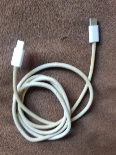 Cabo original iphone 15 Pro
