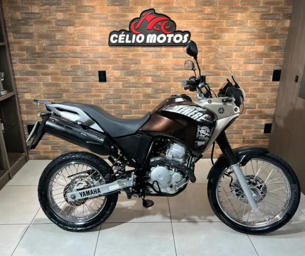 XTZ 250 TENERE MARROM 2016/2017