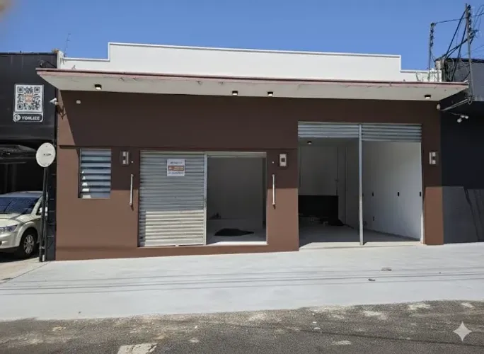 Salão Comercial 320m², R General Osório 1648 próximo Francisco Junqueira | Venda e Locação
