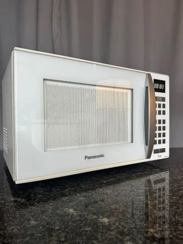 ?Micro-ondas Panasonic Style ? Muito Conservado
