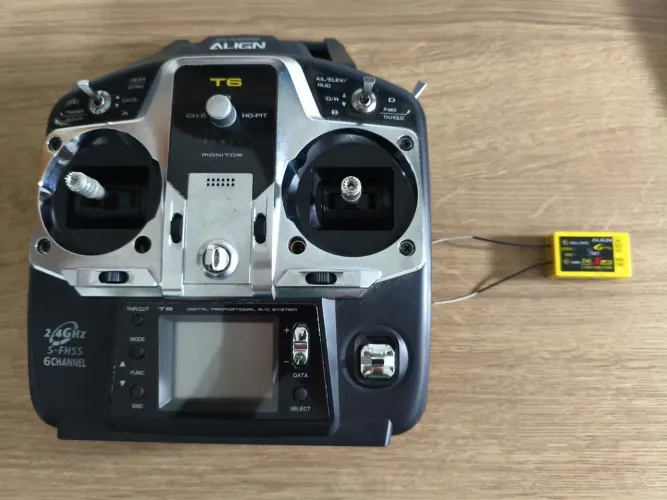 Rádio Controle para Aeromodelo Align (Futaba) T6