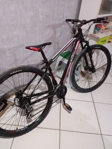 Bike aro 29 novíssima toda filé.