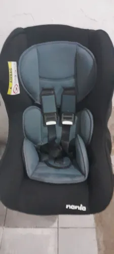 Cadeirinha infantil para.veículos.