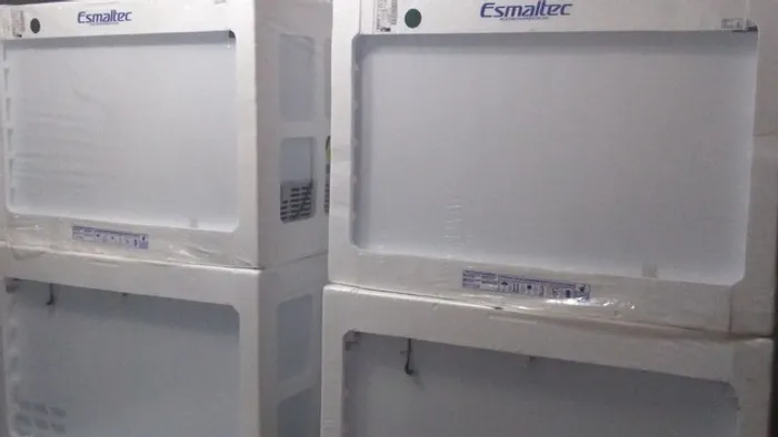 Freezer Horizontal 02 Tampas Esmaltec ECH500 Produtos Novos R$ 3.100 Garantia 01 Ano
