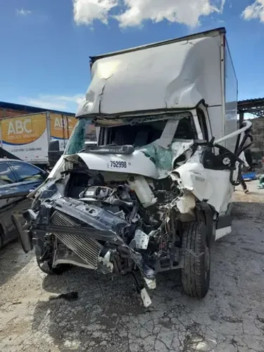 Sucata para retirada de peças - iveco