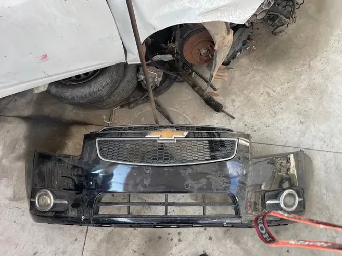 pára-choque dianteiro chevrollet cruze 2014