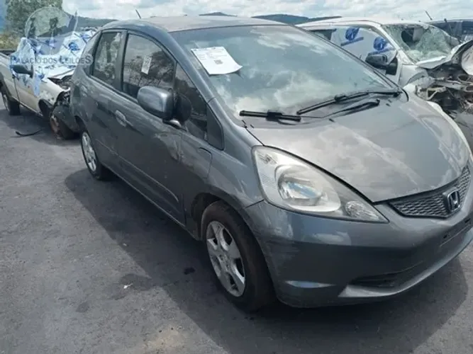 Honda Fit 1.5 automático 2012 - Sucata para retirada de peças