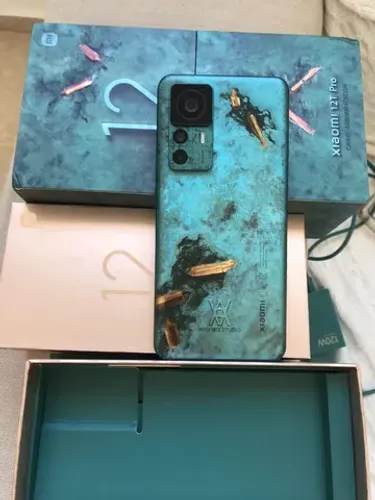 Celular xiaomi daniel arsham 12t pro 12gb/256gb 5g edicao limitada