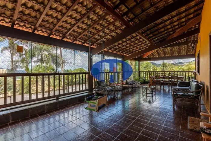 Casa em condomínio à venda, Nova Lima MG