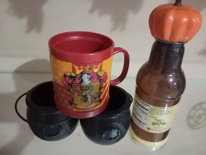 Lote caneca e garrafa suco de abóbora Harry Potter