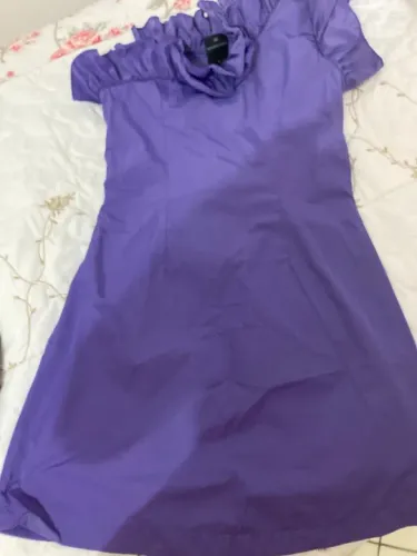 Vestido lindo de grife Maria Valentina preço baixo pra vender logo