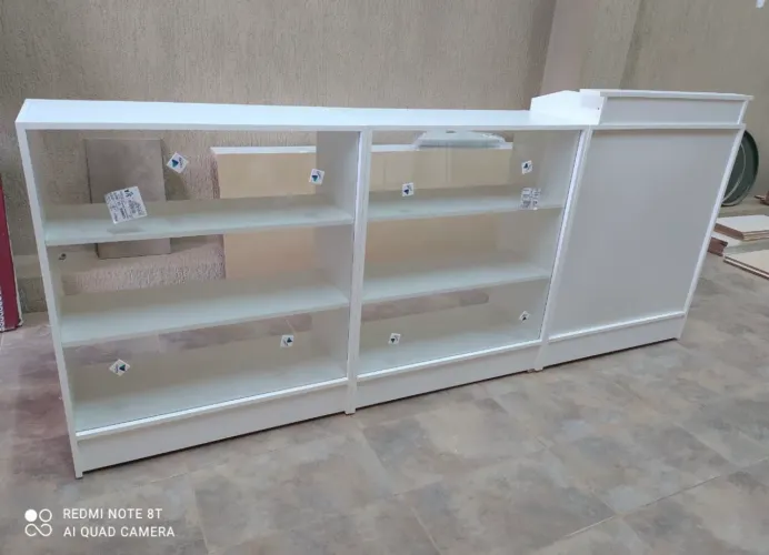 BALCÃO CAIXA + BALCÕES VITRINE MDF BRANCO