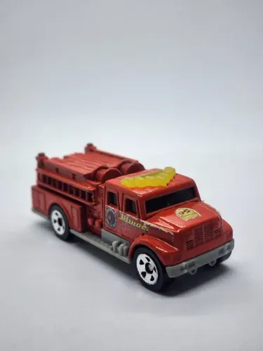 Miniatura Pumper Fire Truck 2002 (Matchbox)