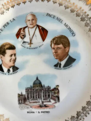 Prato Porcelana Papa João XXIII - Kennedy