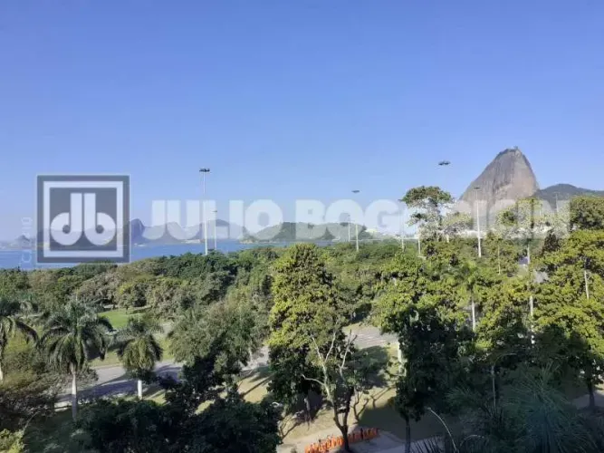 Apartamento - Padrão / Residencial / Flamengo