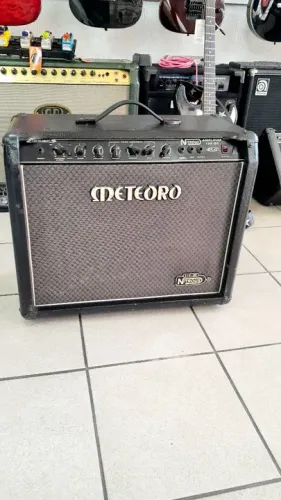 Amplificador Meteoro Nitrous GS100W BOTA FORA