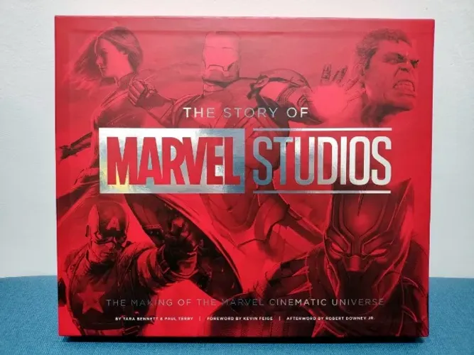 Livro The Story of Marvel Studios - importado