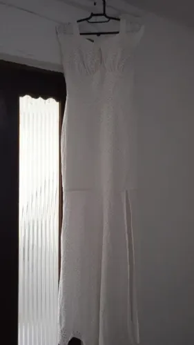 Vestido branco de renda