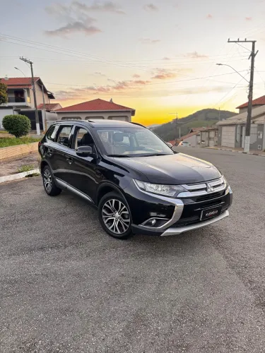 Mitsubishi Outlander 2.0 16V 160cv Aut. 2016