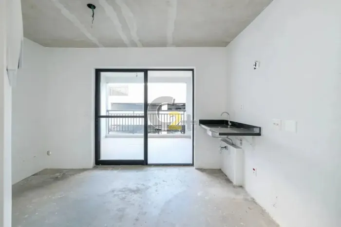 Studio a venda no Bom Retiro com 1 quarto, sem vaga