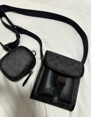 Bolsa Coach Messenger e porta moedas