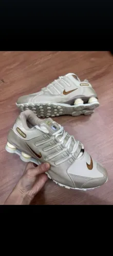 Nike Shox masc e fem em cores incríveis 