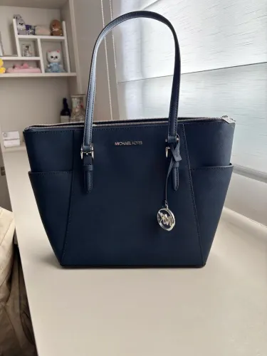 Bolsa Charlotte Michael Kors (nova)